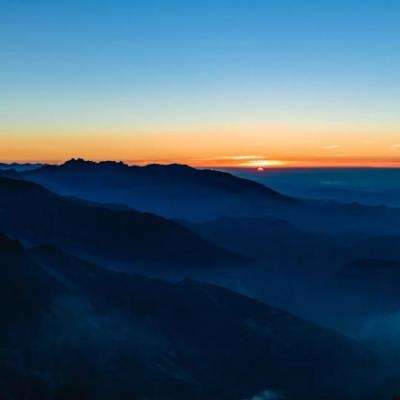 888集团电子游戏